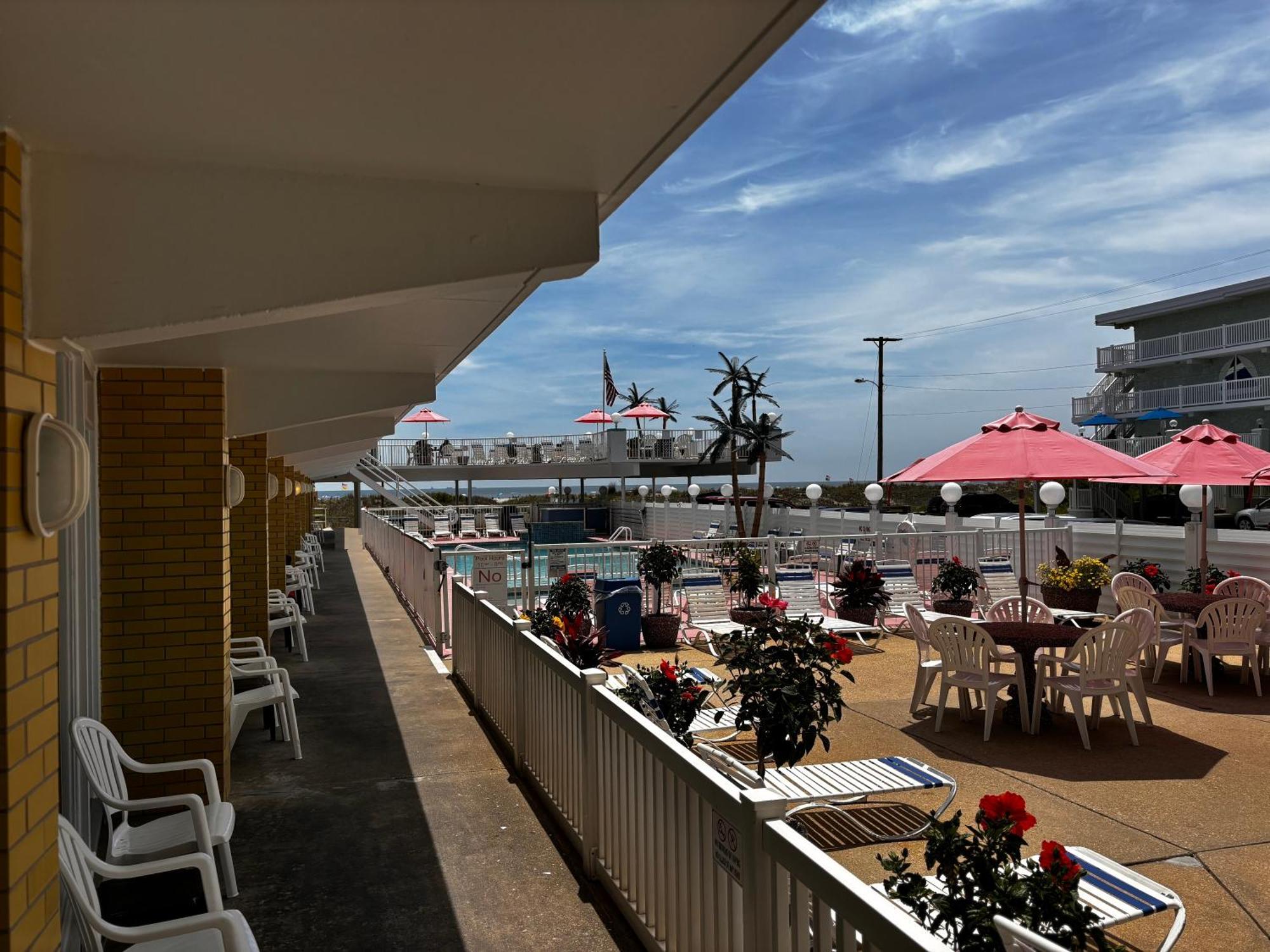 Paradise Oceanfront Resort Of Wildwood Crest Eksteriør billede